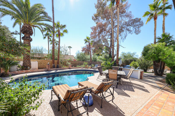 C-3-e1666214341116-600x400